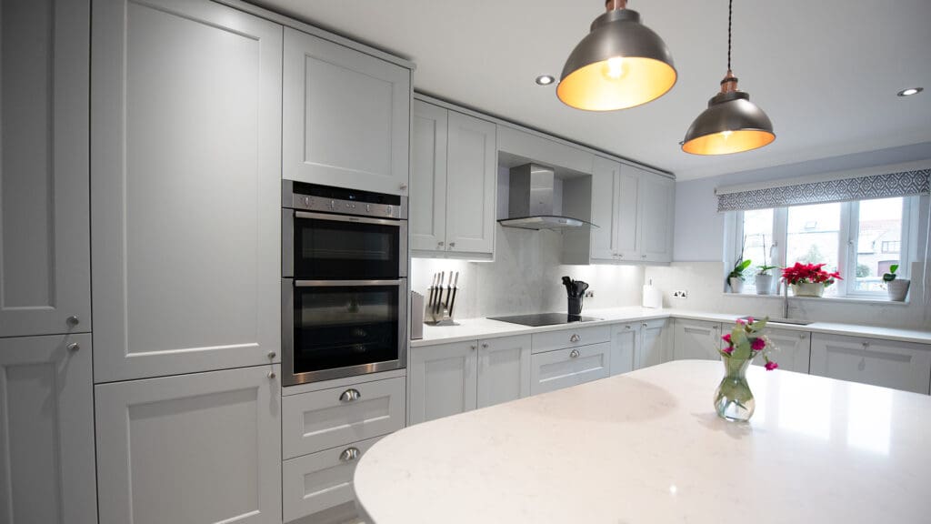 Clements - Wakefield- Light Grey & Graphite