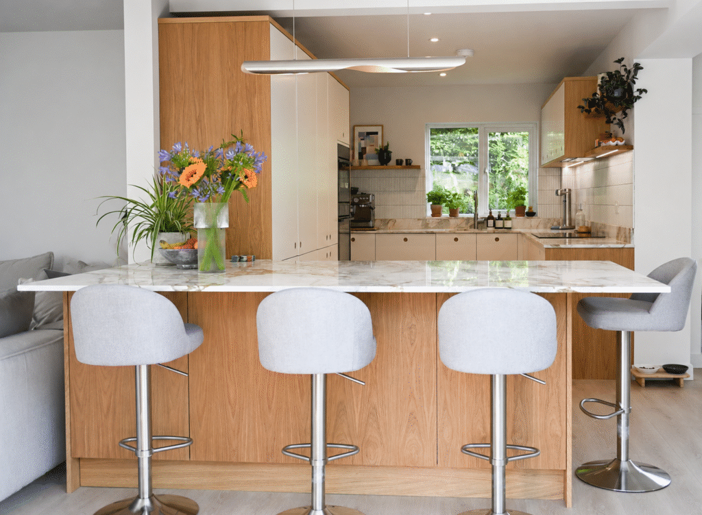 Porter Outline- Hampshire - Chalk & Oak