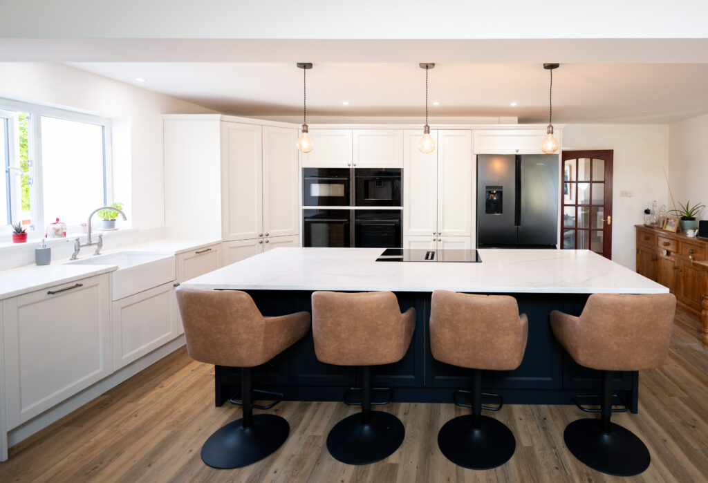 Pembridge - Allen - Porcelain & Indigo