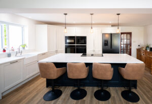 Pembridge - Allen - Porcelain & Indigo