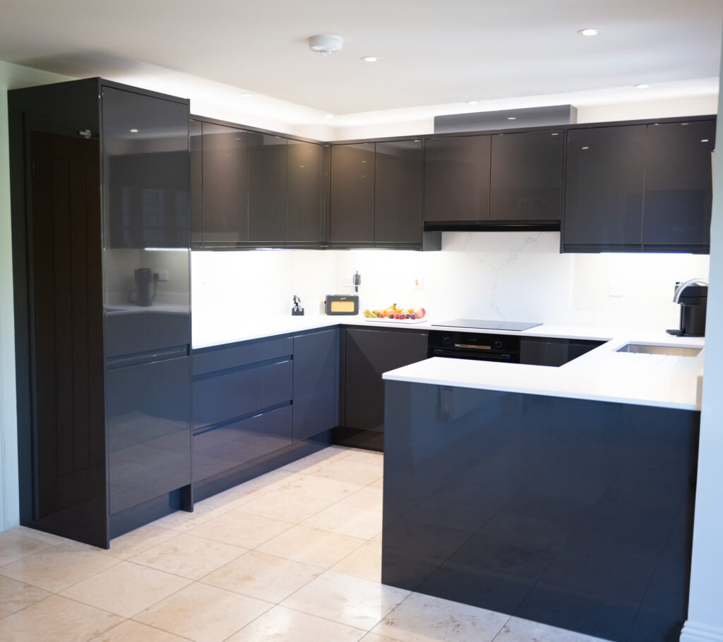 Strada Gloss - Seabrook - Graphite