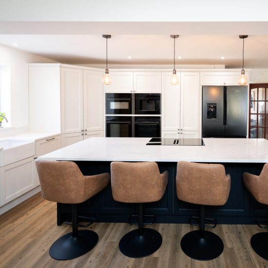 Pembridge - Allen - Porcelain & Indigo