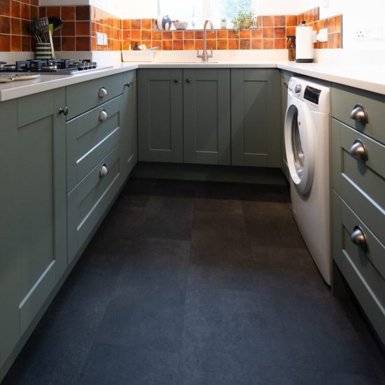 Belsay Smooth - Veale - Reed Green & Porcelain