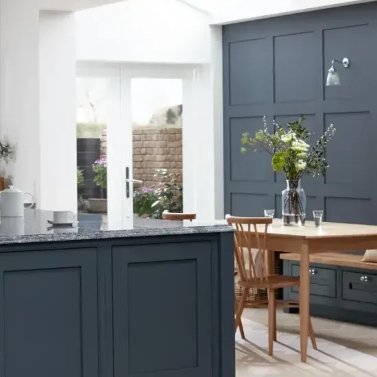 Ovolo in Ives Blue & Inkwell