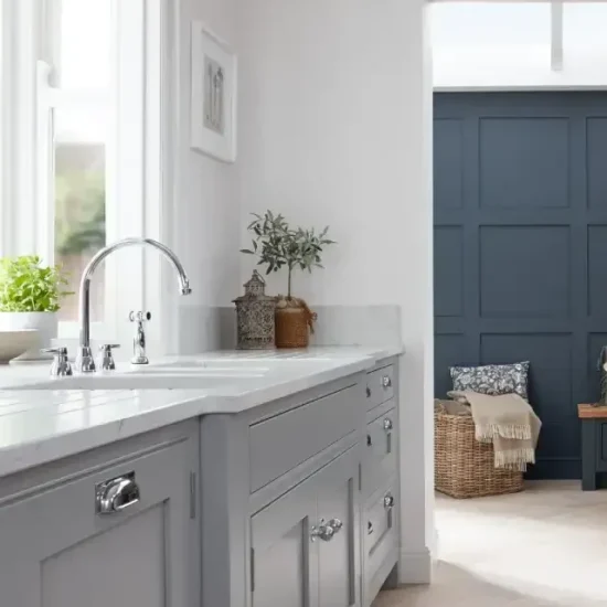 Ovolo in Ives Blue & Inkwell