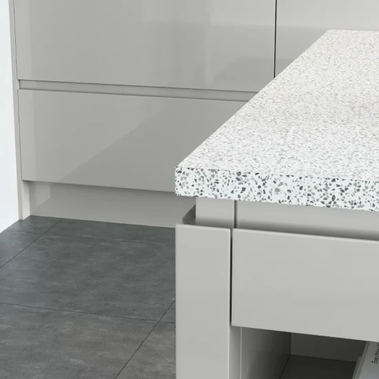 Strada Gloss in Light Grey