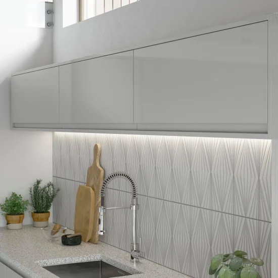 Strada Gloss in Light Grey