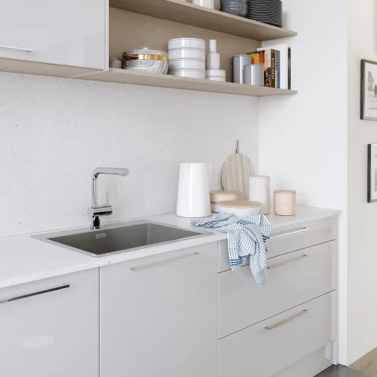 Zola Gloss, Brilliant White & Light Grey